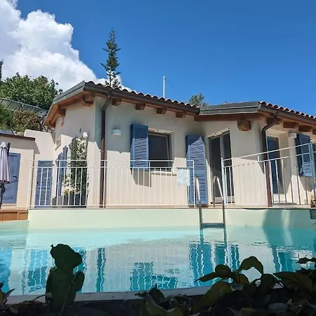 Lägenhet Con Piscina Su Terrazza Vista Mare *
