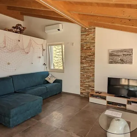 Con Piscina Su Terrazza Vista Mare