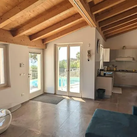 Apartment Con Piscina Su Terrazza Vista Mare
