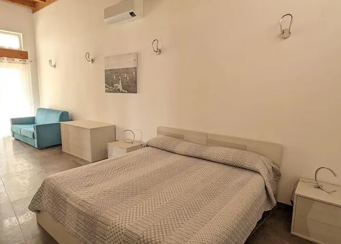 Con Piscina Su Terrazza Vista Mare